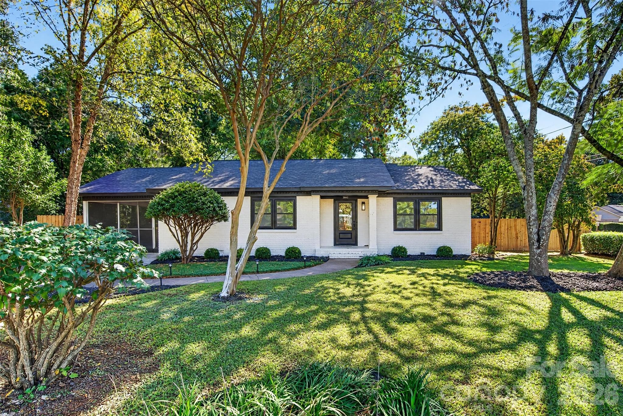 Single Family Residence at 3921 Havenwood Road, Charlotte, photo 2 of 24