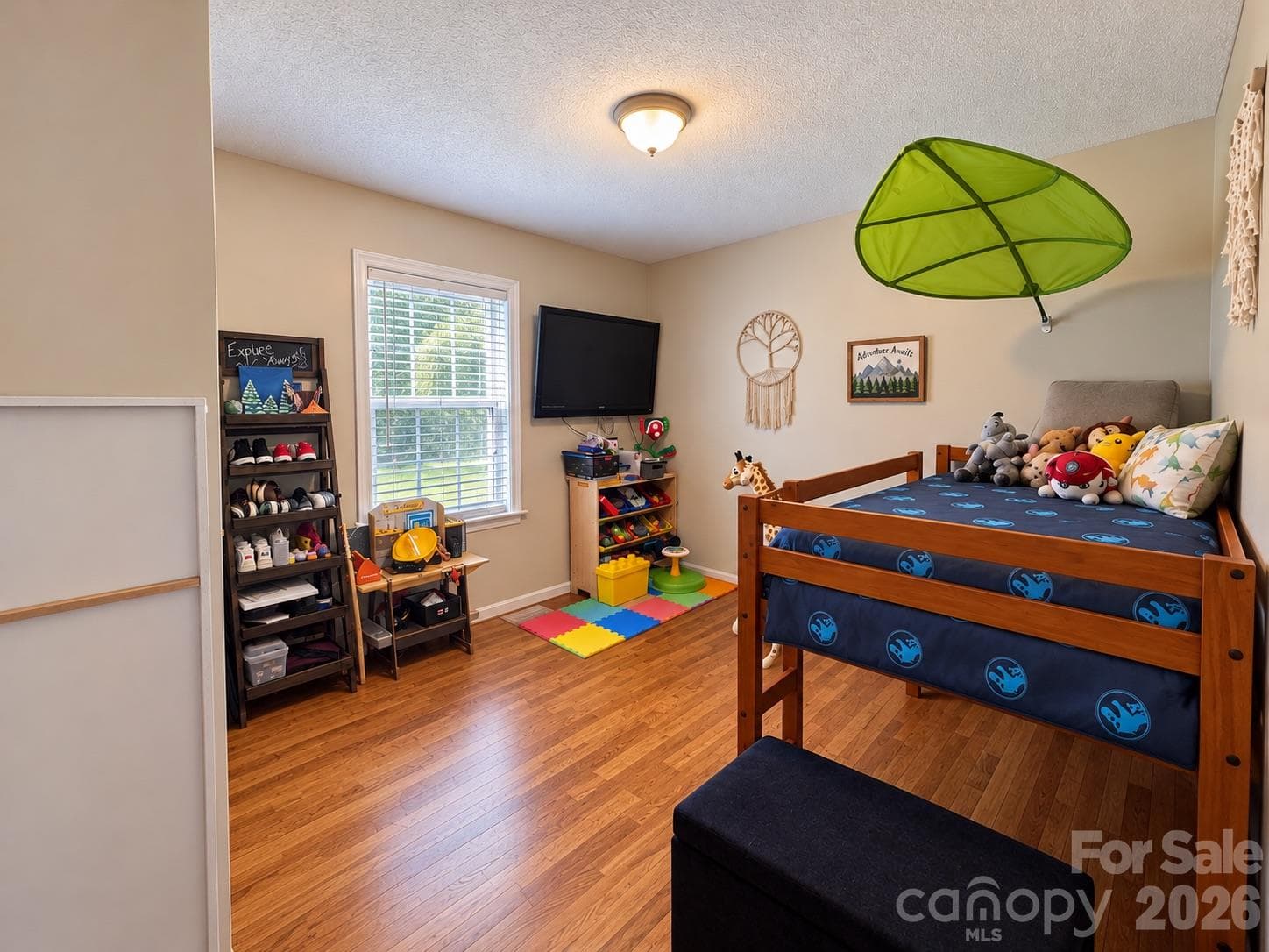 Single Family Residence at 1128 Beagle Run, Salisbury, photo 14 of 22