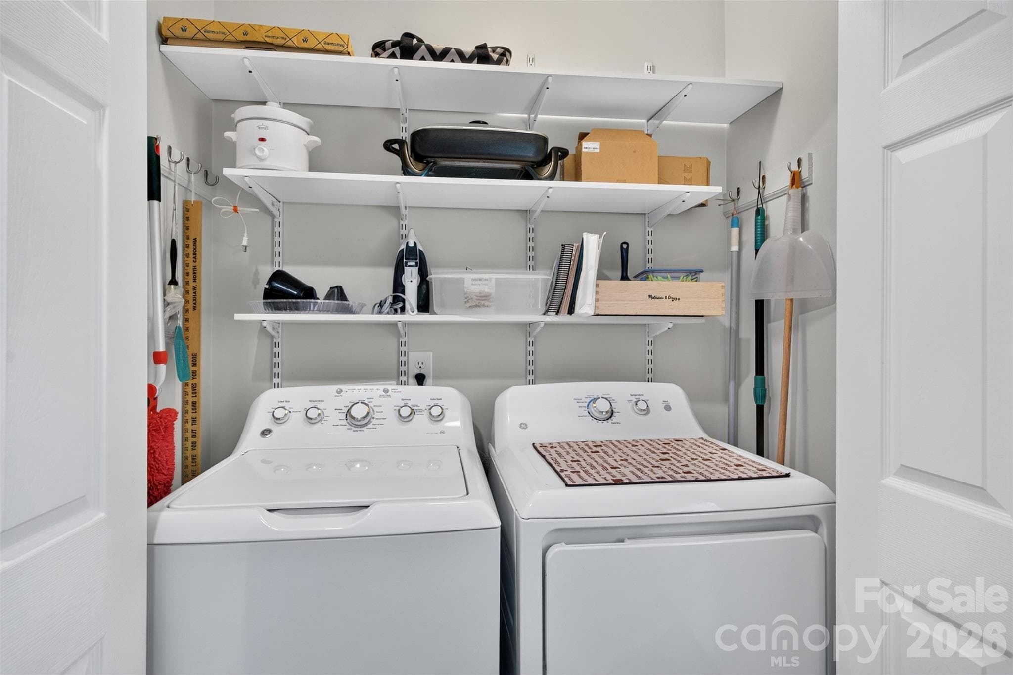 laundry - 2209 Rainbrook Drive, Monroe