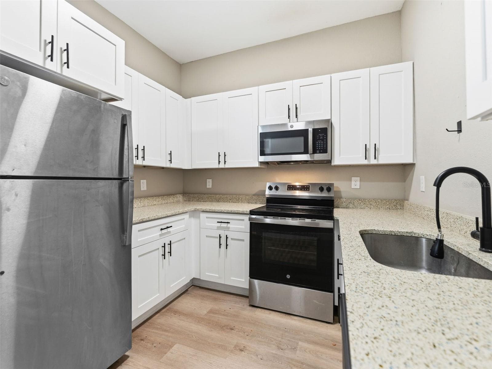 Single Family Residence at 1740 W CHERRY ST, TAMPA, photo 3 of 26
