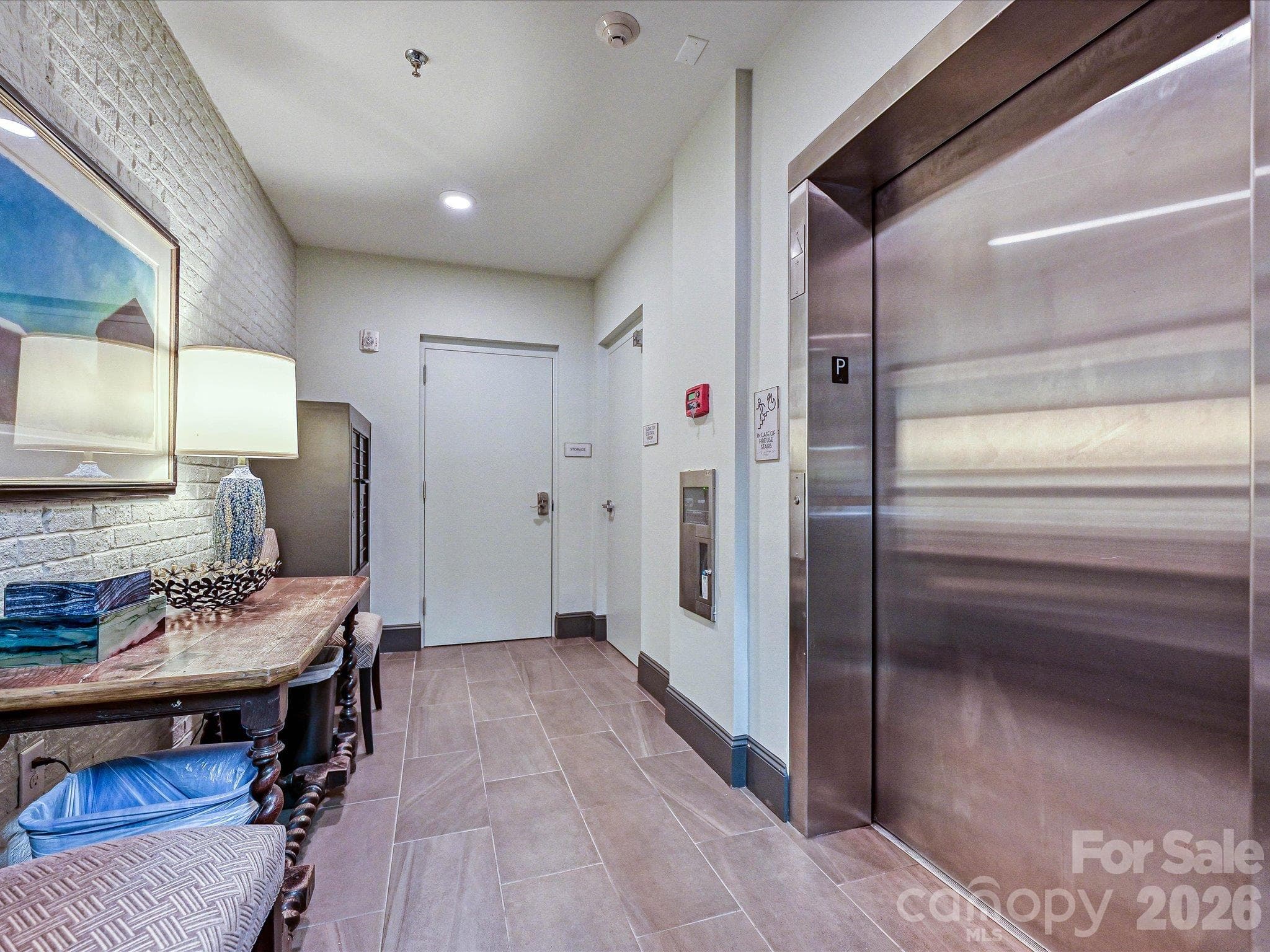 Condominium at 2251 Selwyn Avenue, Charlotte, photo 42 of 48