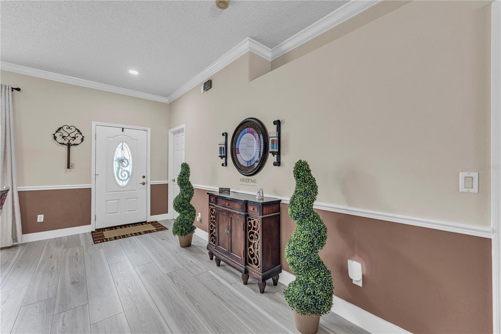 Single Family Residence at 255 STRATHMORE CIR, KISSIMMEE, photo 7 of 40