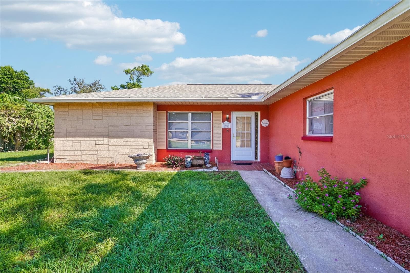 Single Family Residence at 8359 KEESLER ST, SPRING HILL, photo 2 of 21