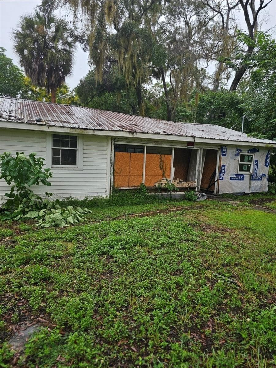 804 NE 9TH AVE