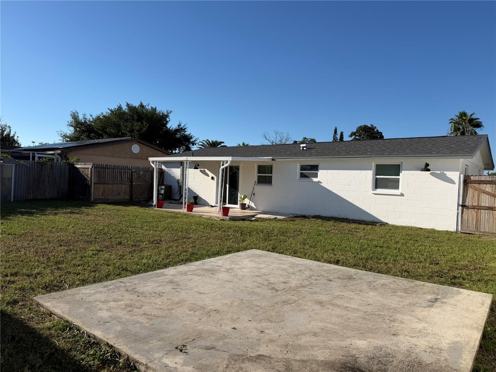 Single Family Residence at 7220 FOX HOLLOW DR, PORT RICHEY, photo 23 of 28