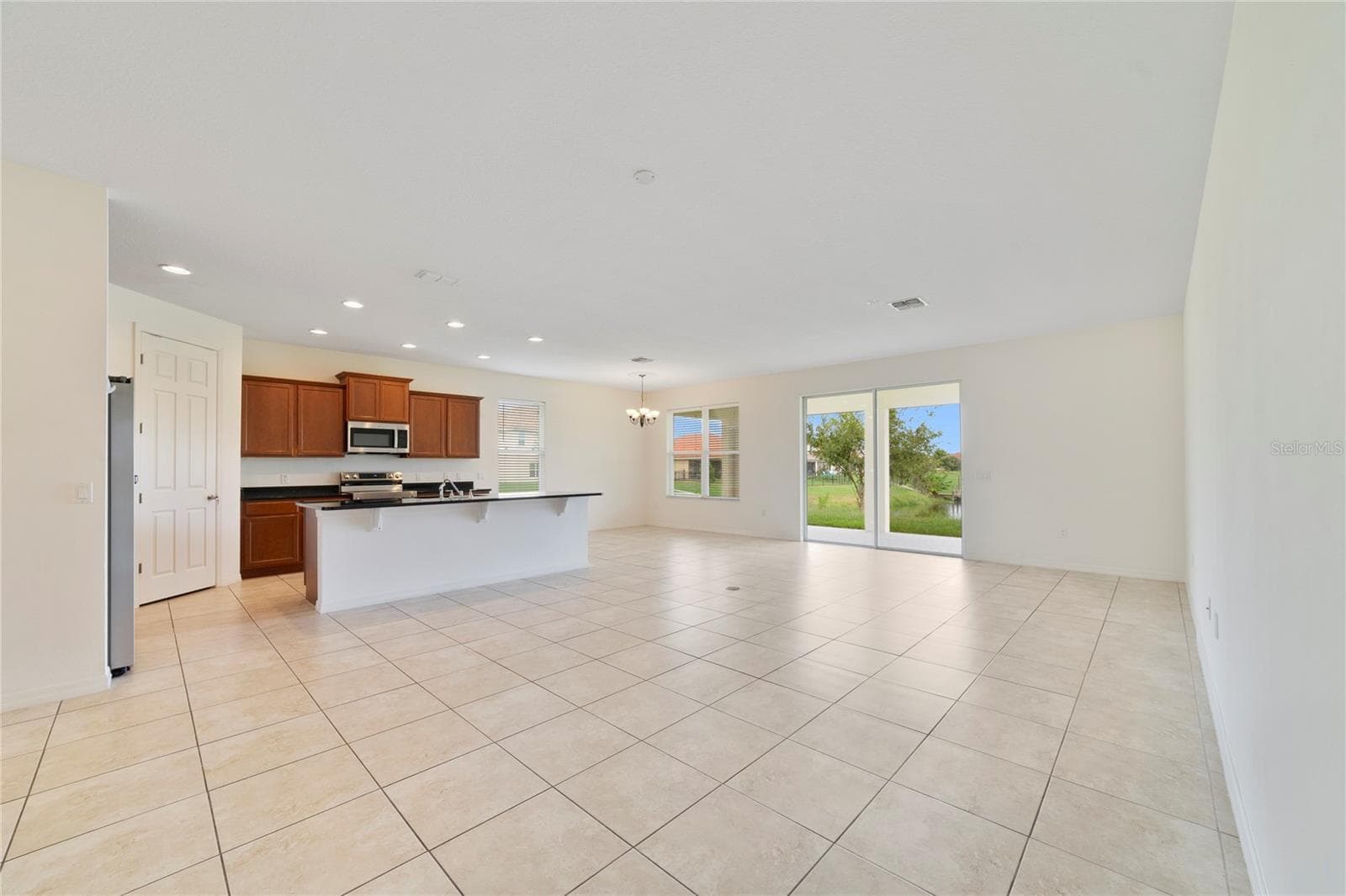 Single Family Residence at 3880 CARRICK BEND DR, KISSIMMEE, photo 2 of 28
