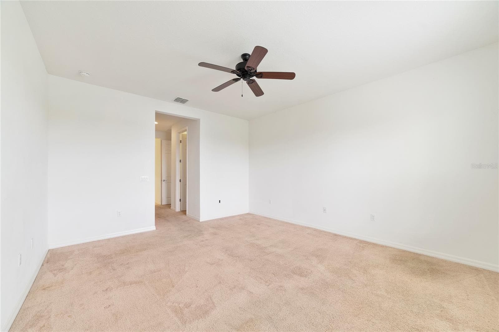 Single Family Residence at 3880 CARRICK BEND DR, KISSIMMEE, photo 13 of 28