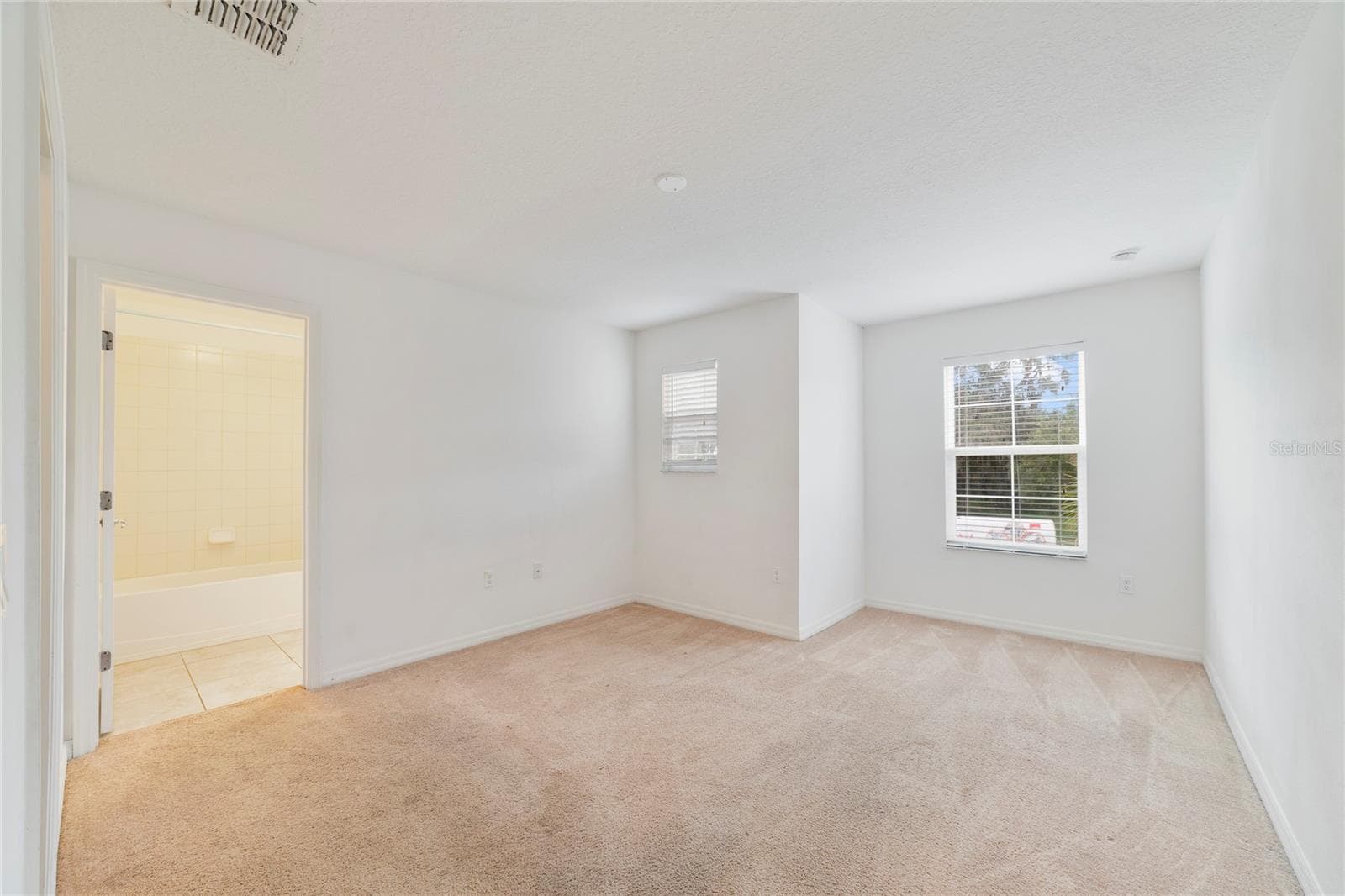 Single Family Residence at 3880 CARRICK BEND DR, KISSIMMEE, photo 15 of 28