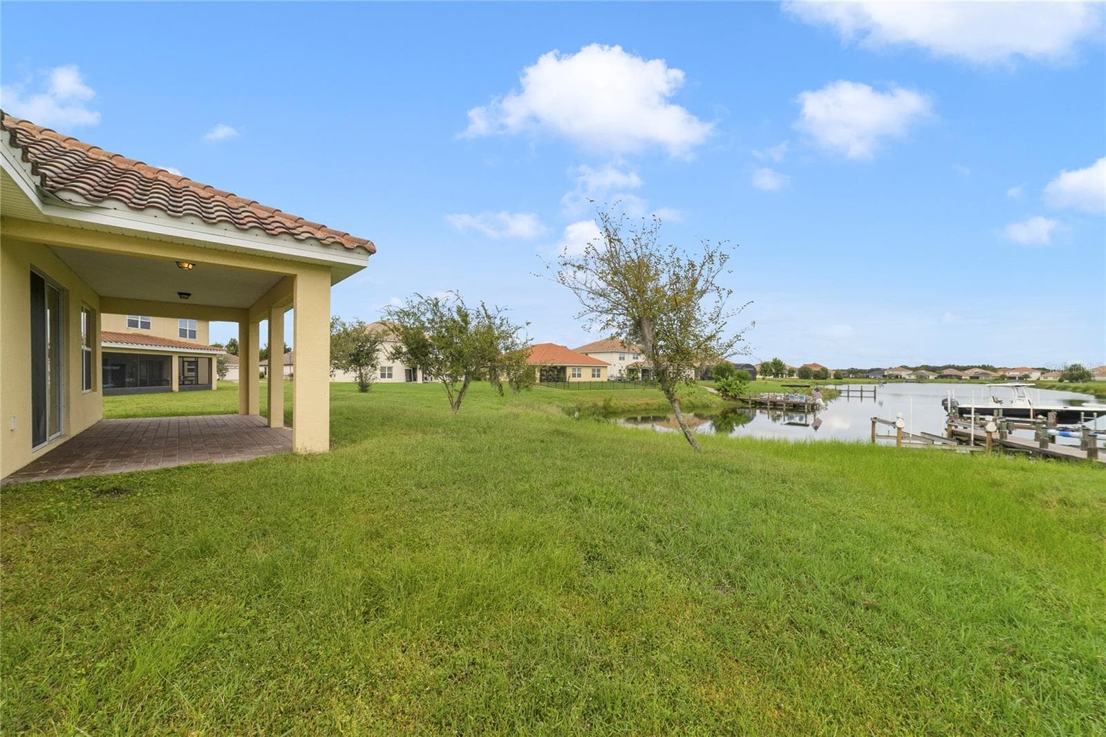 Single Family Residence at 3880 CARRICK BEND DR, KISSIMMEE, photo 25 of 28