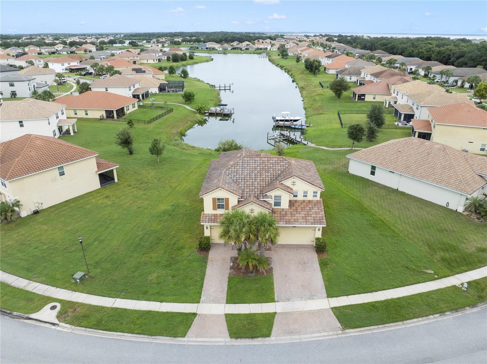 Single Family Residence at 3880 CARRICK BEND DR, KISSIMMEE, photo 27 of 28