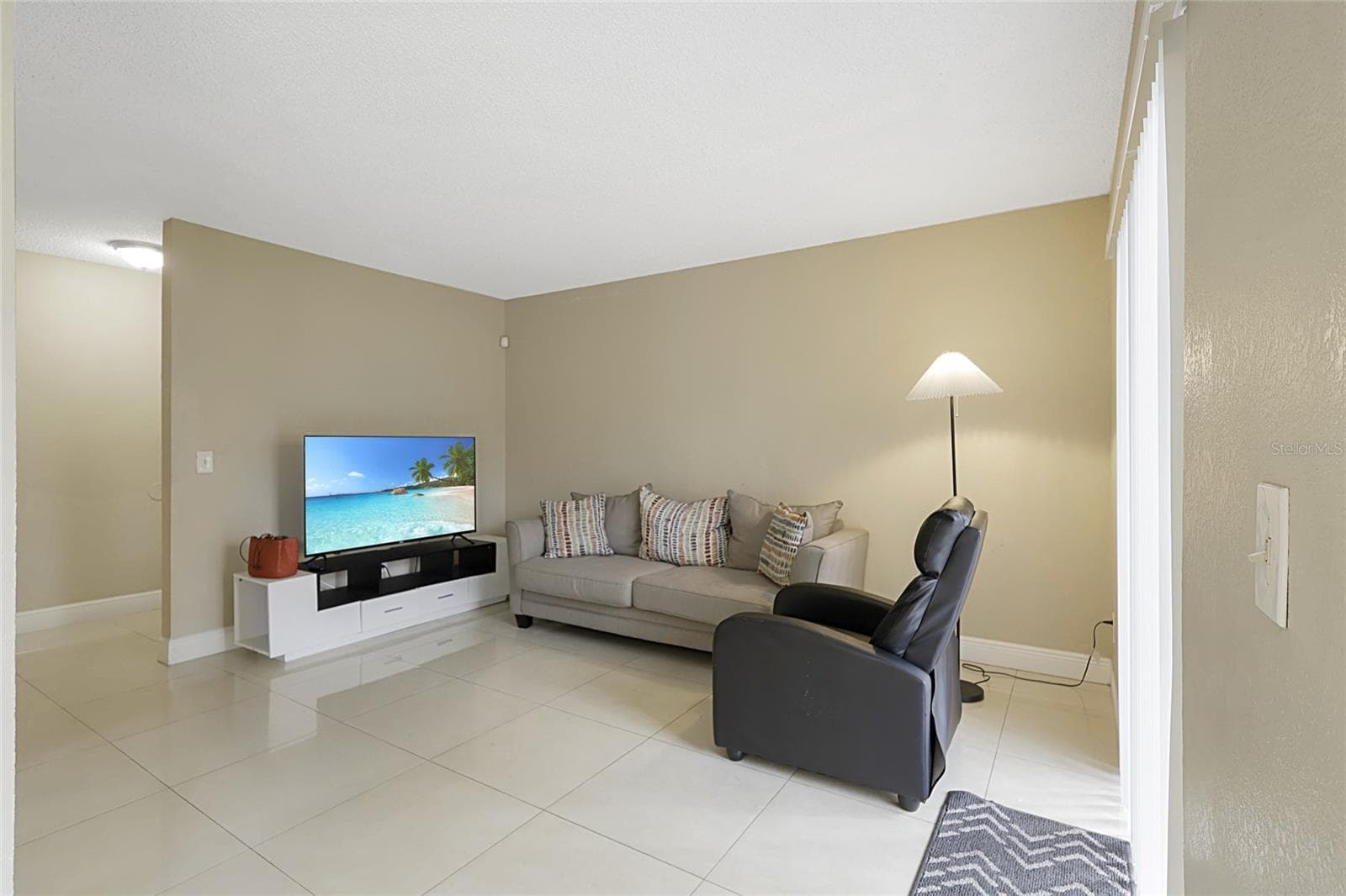 Condominium at 2408 BARLEY CLUB CT #2, ORLANDO, photo 12 of 27