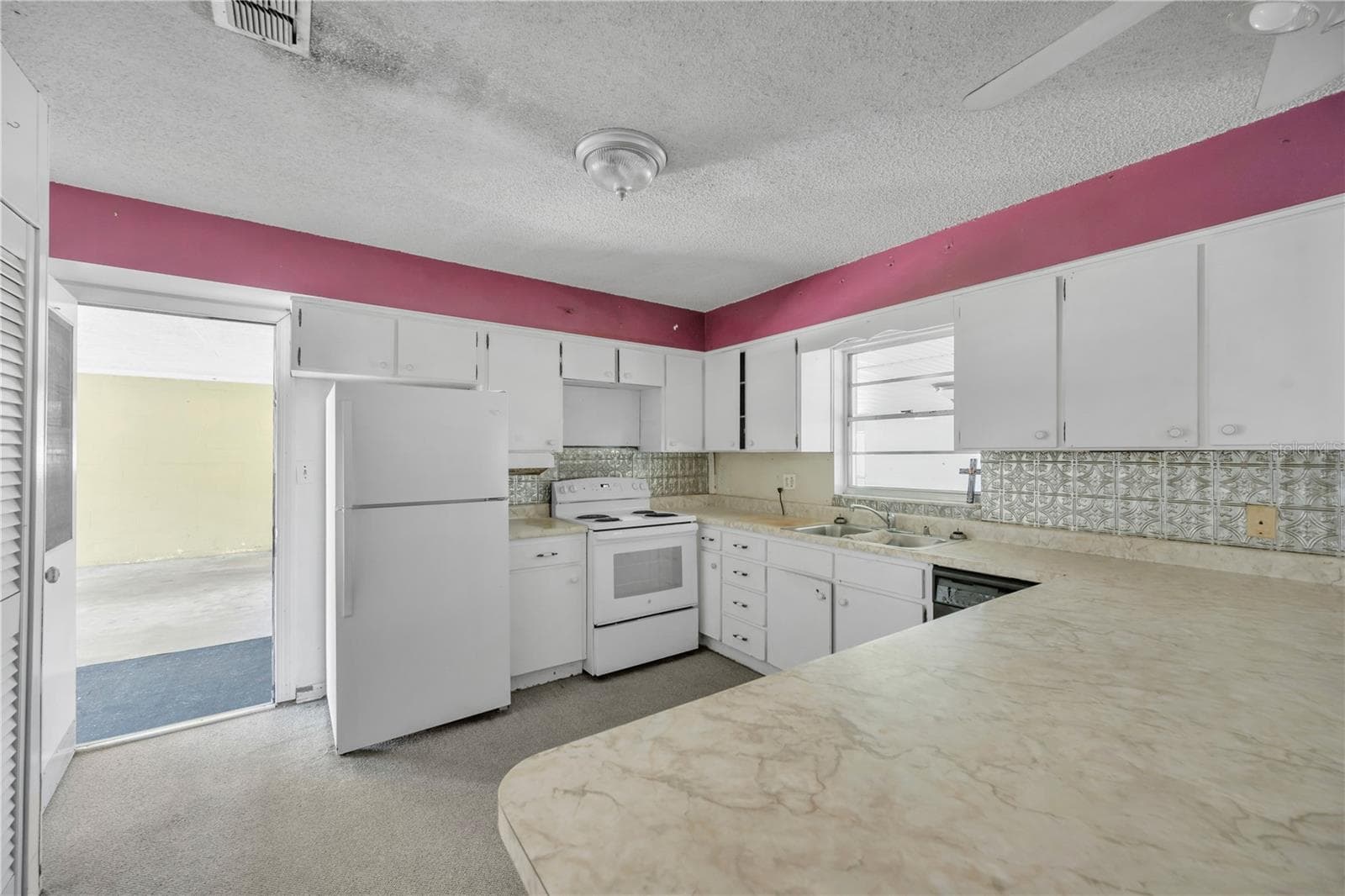 Single Family Residence at 3220 BLOUNT RD, DOVER, photo 28 of 38