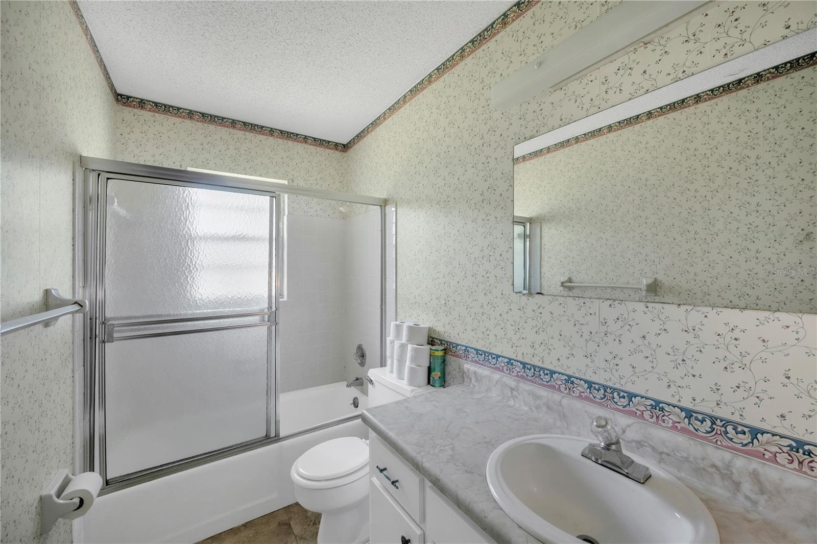 Single Family Residence at 3220 BLOUNT RD, DOVER, photo 32 of 38