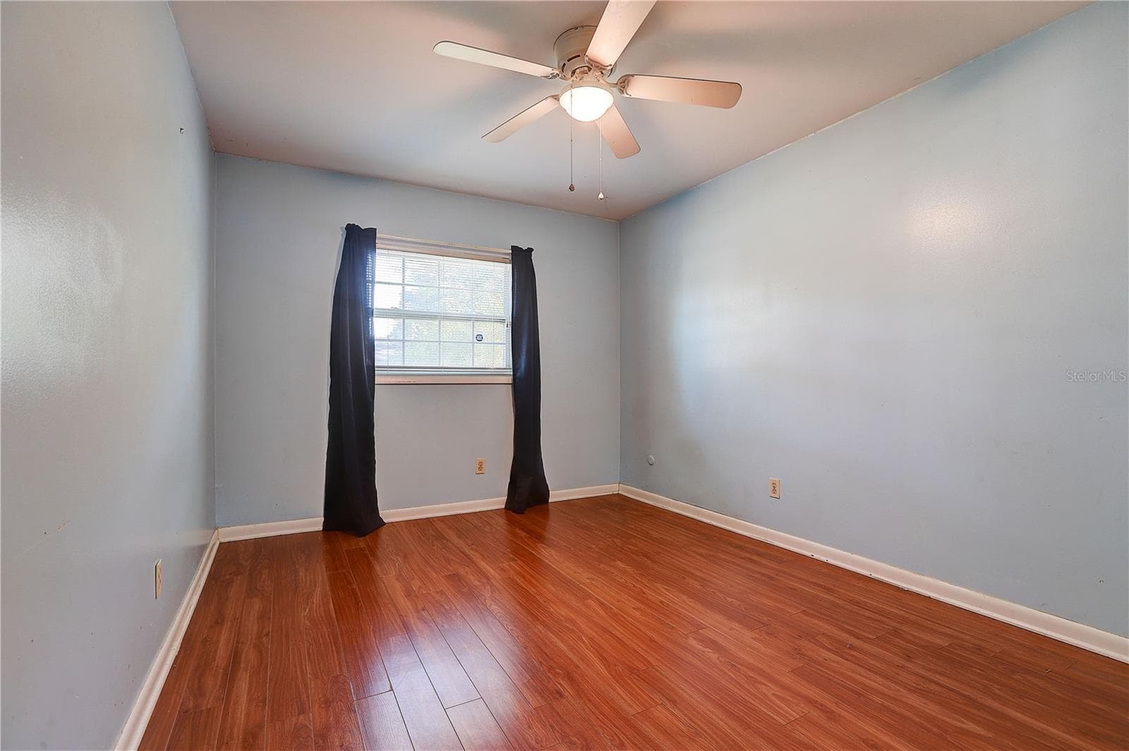 Single Family Residence at 519 OAKHURST ST, BRANDON, photo 19 of 41