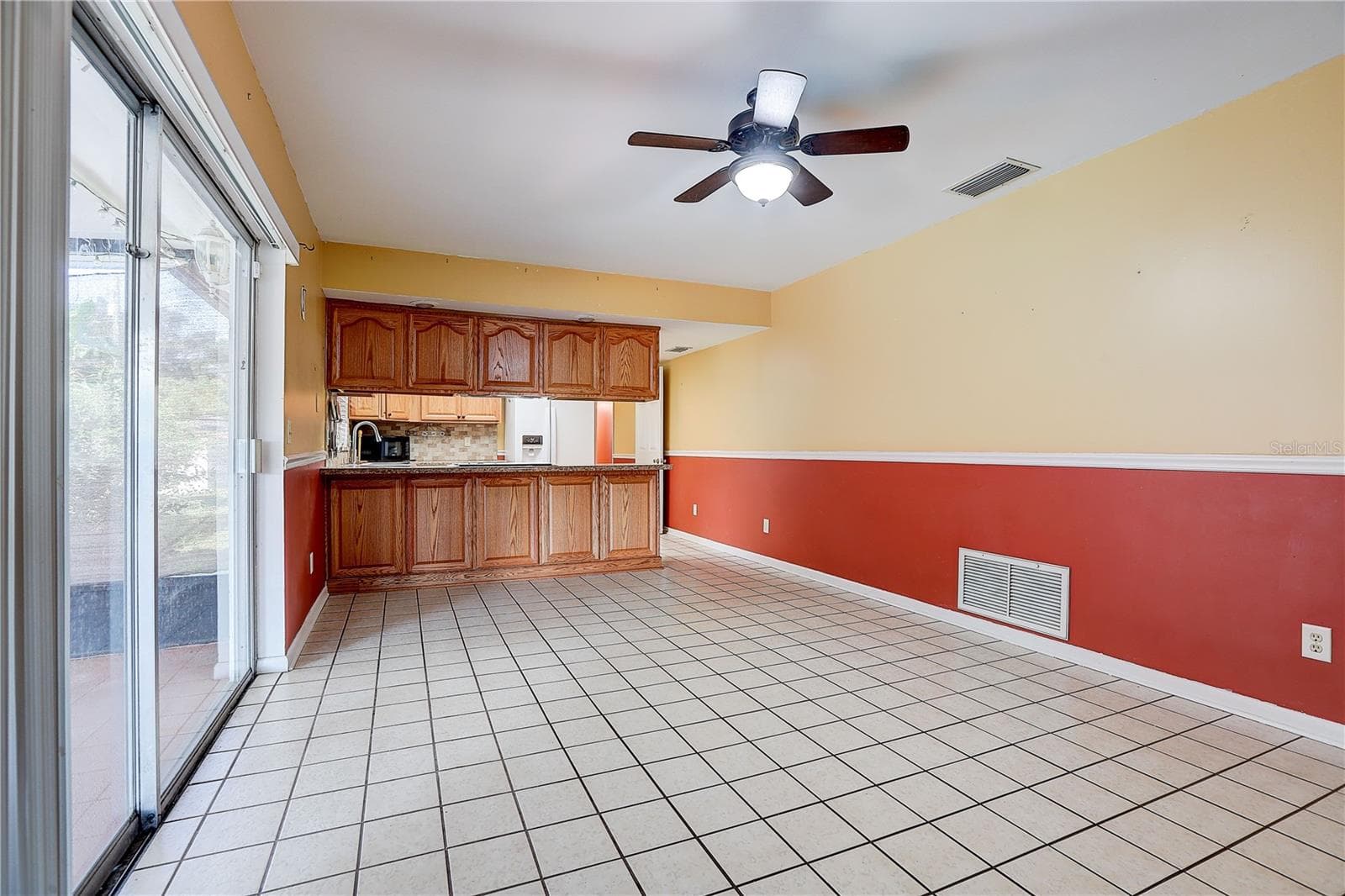 Single Family Residence at 519 OAKHURST ST, BRANDON, photo 28 of 41