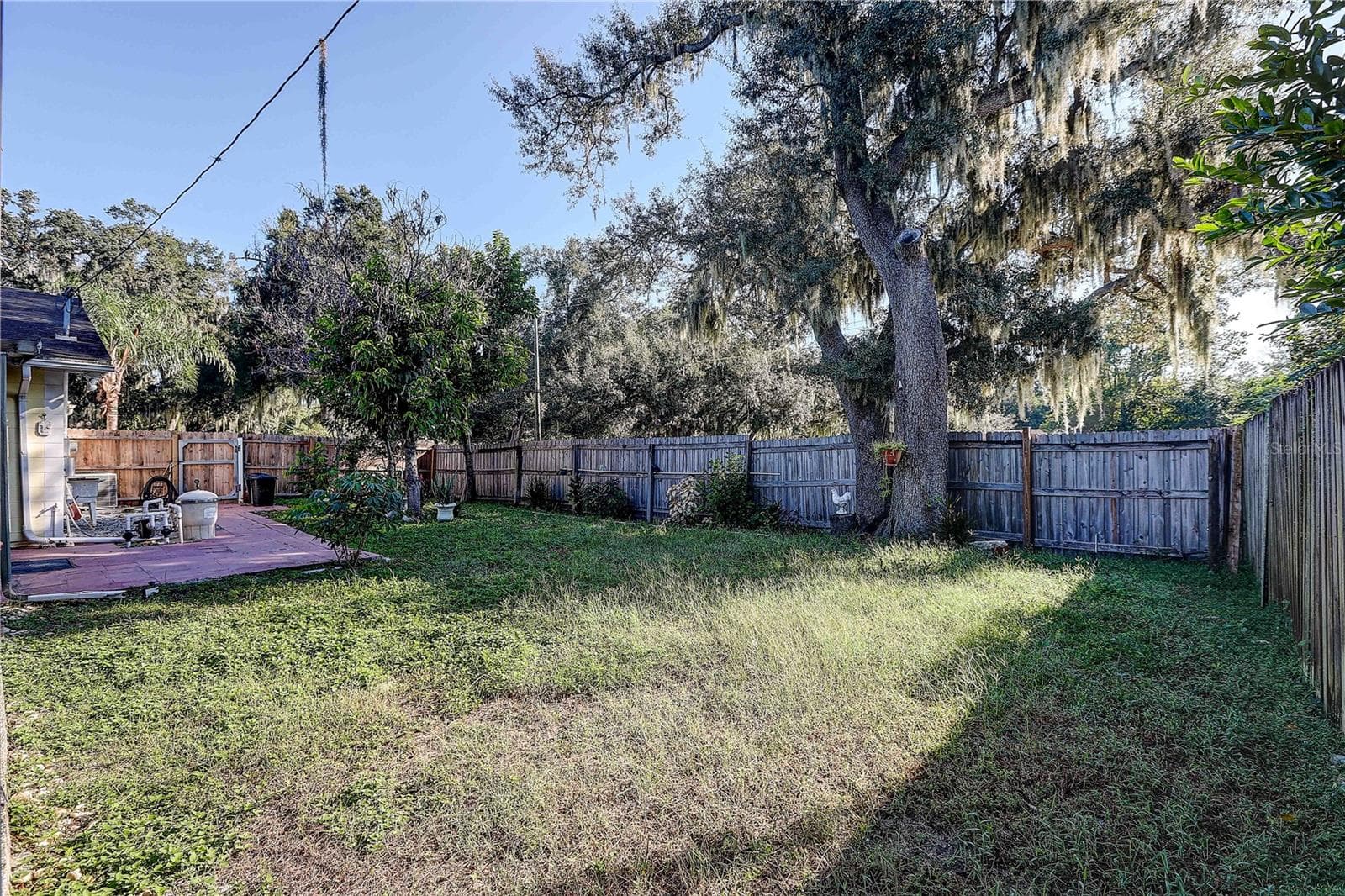 Single Family Residence at 519 OAKHURST ST, BRANDON, photo 38 of 41