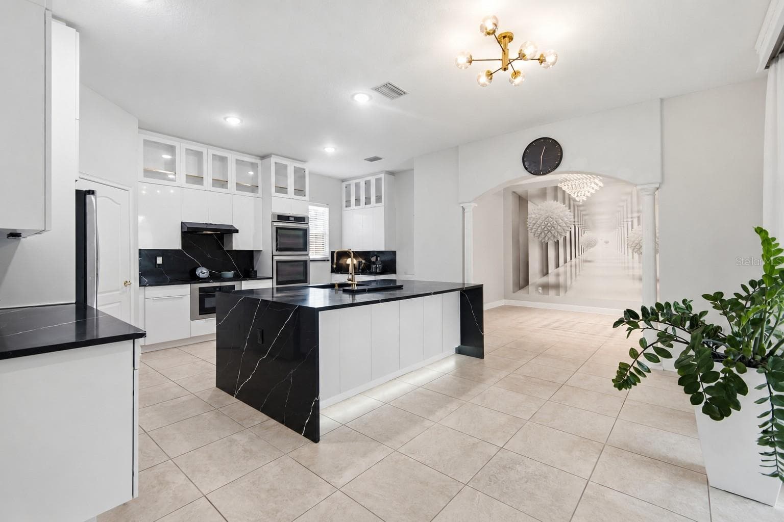 Single Family Residence at 19930 DOLORES ANN CT, LUTZ, photo 13 of 37