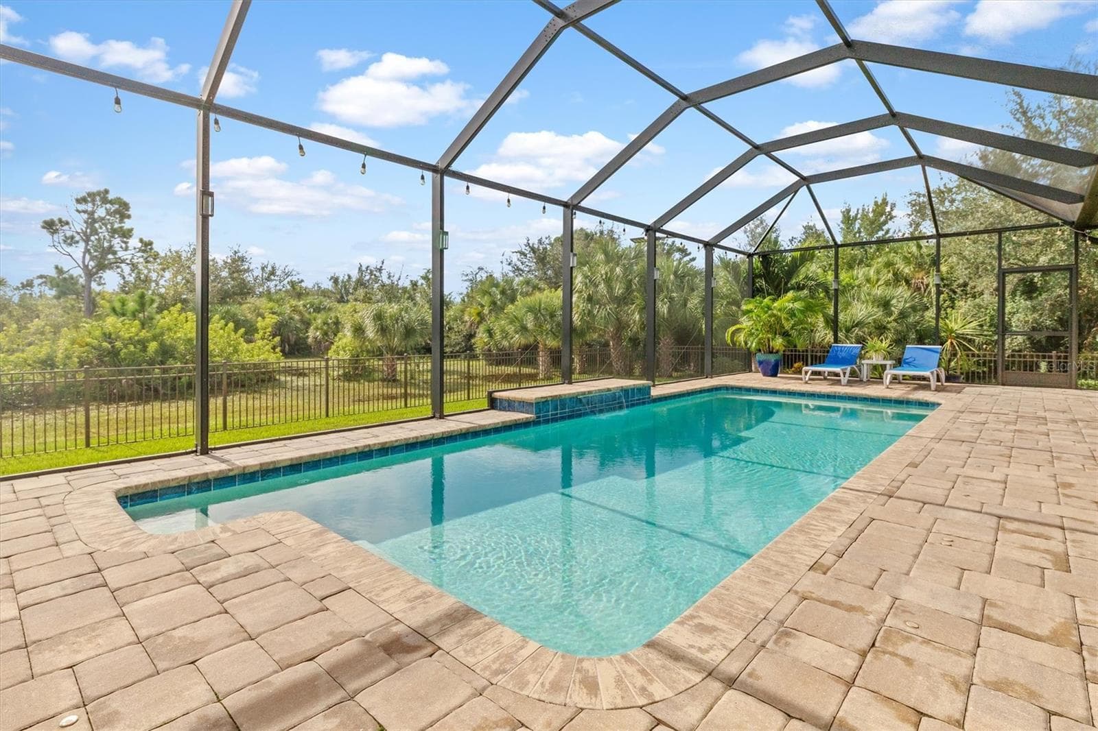Lovely Lounge are to Enjoy the Sun - 8414 DAFOE ST, PORT CHARLOTTE