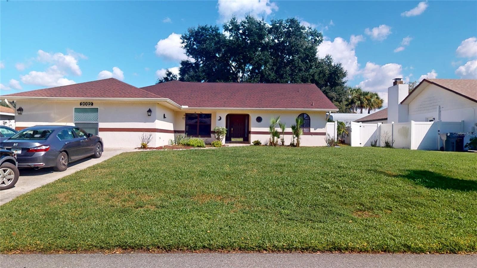 Single Family Residence at 2022 KAPREE CT, WINTER HAVEN, photo 2 of 25