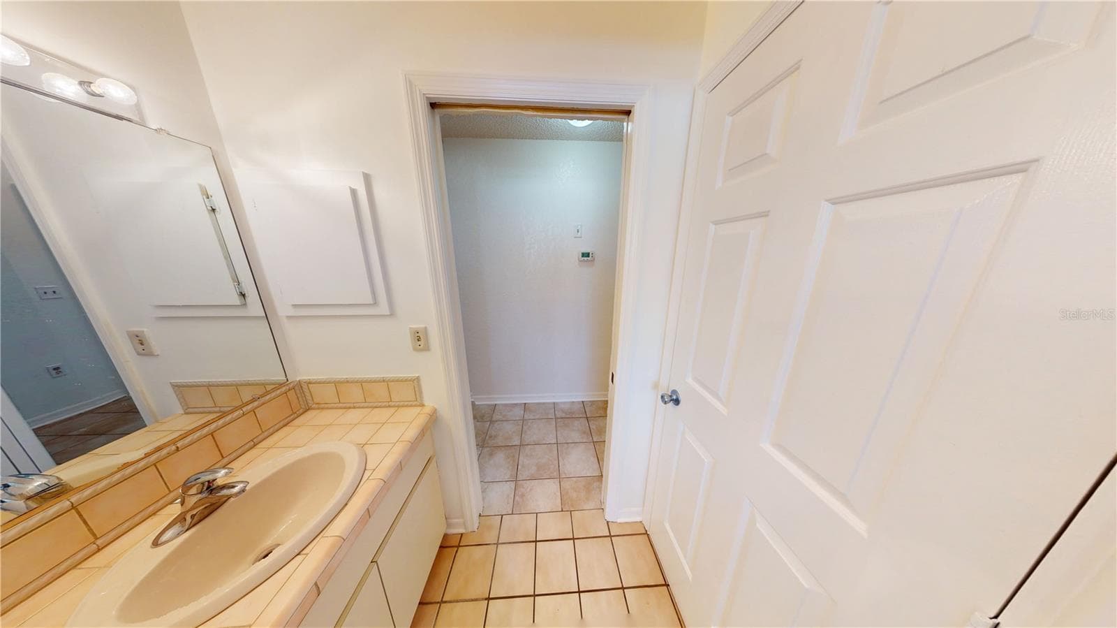 Single Family Residence at 2022 KAPREE CT, WINTER HAVEN, photo 9 of 25