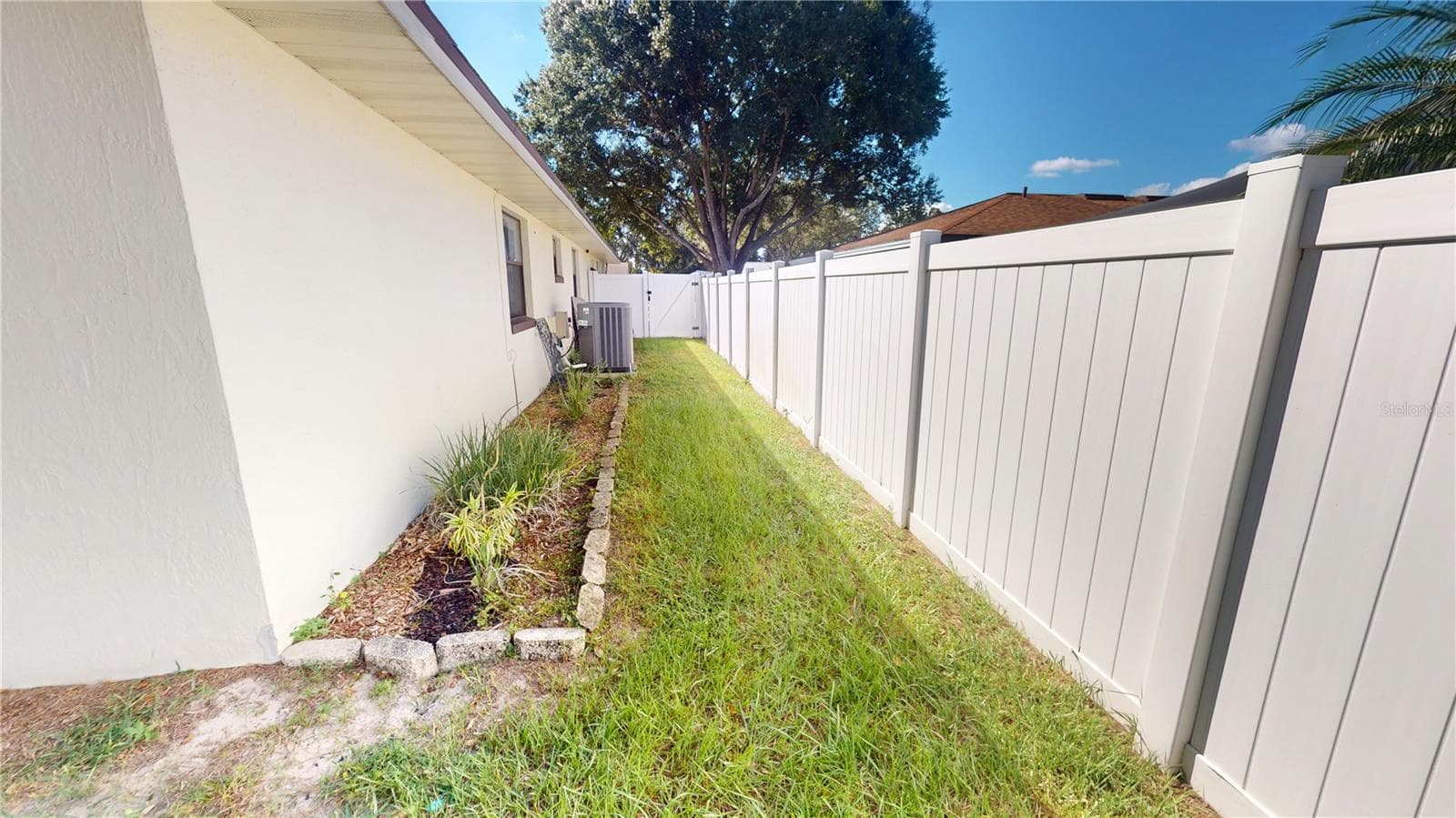 Single Family Residence at 2022 KAPREE CT, WINTER HAVEN, photo 20 of 25