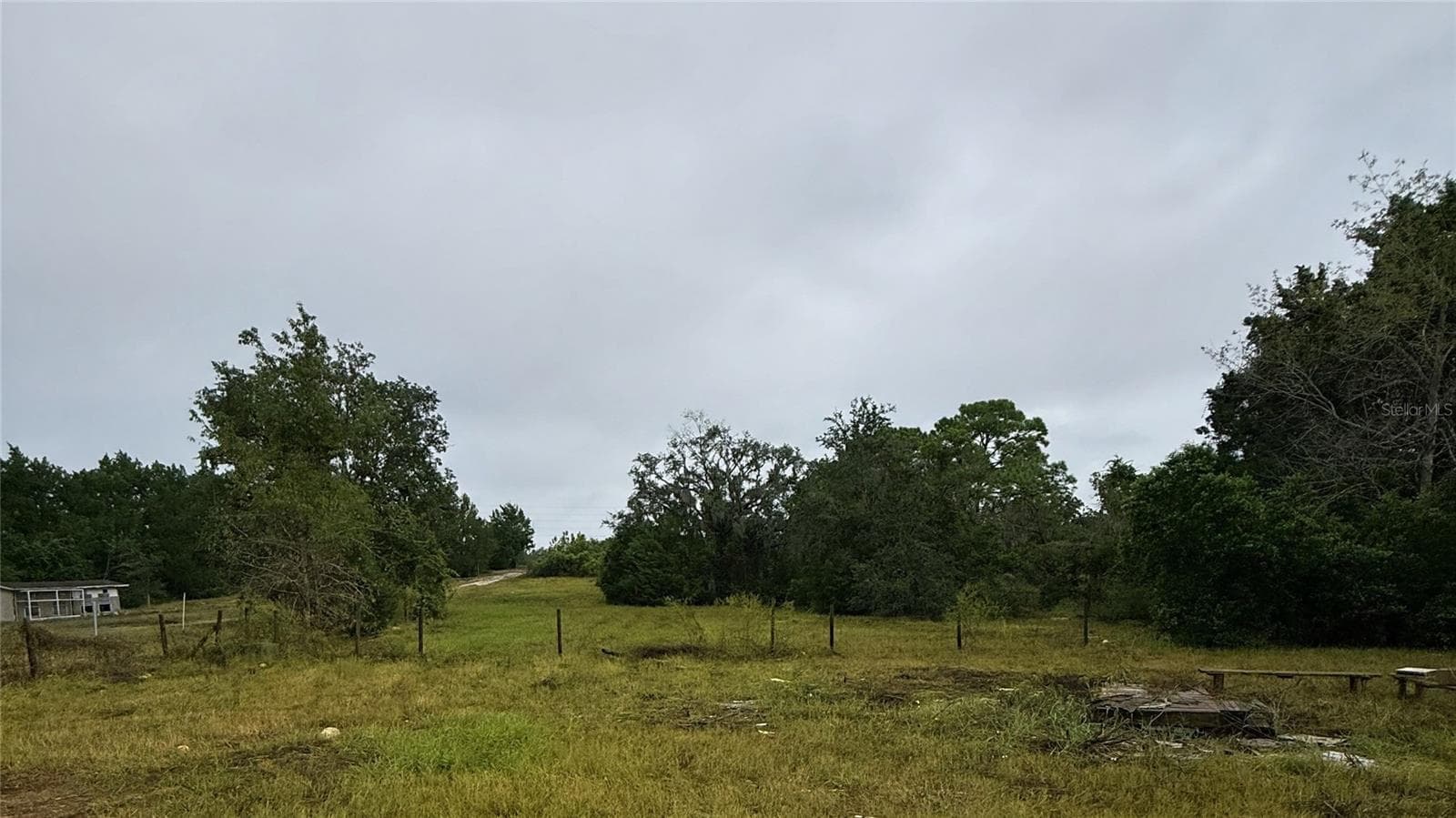 No neighbors insight - HIGHLANDS, SPRING HILL