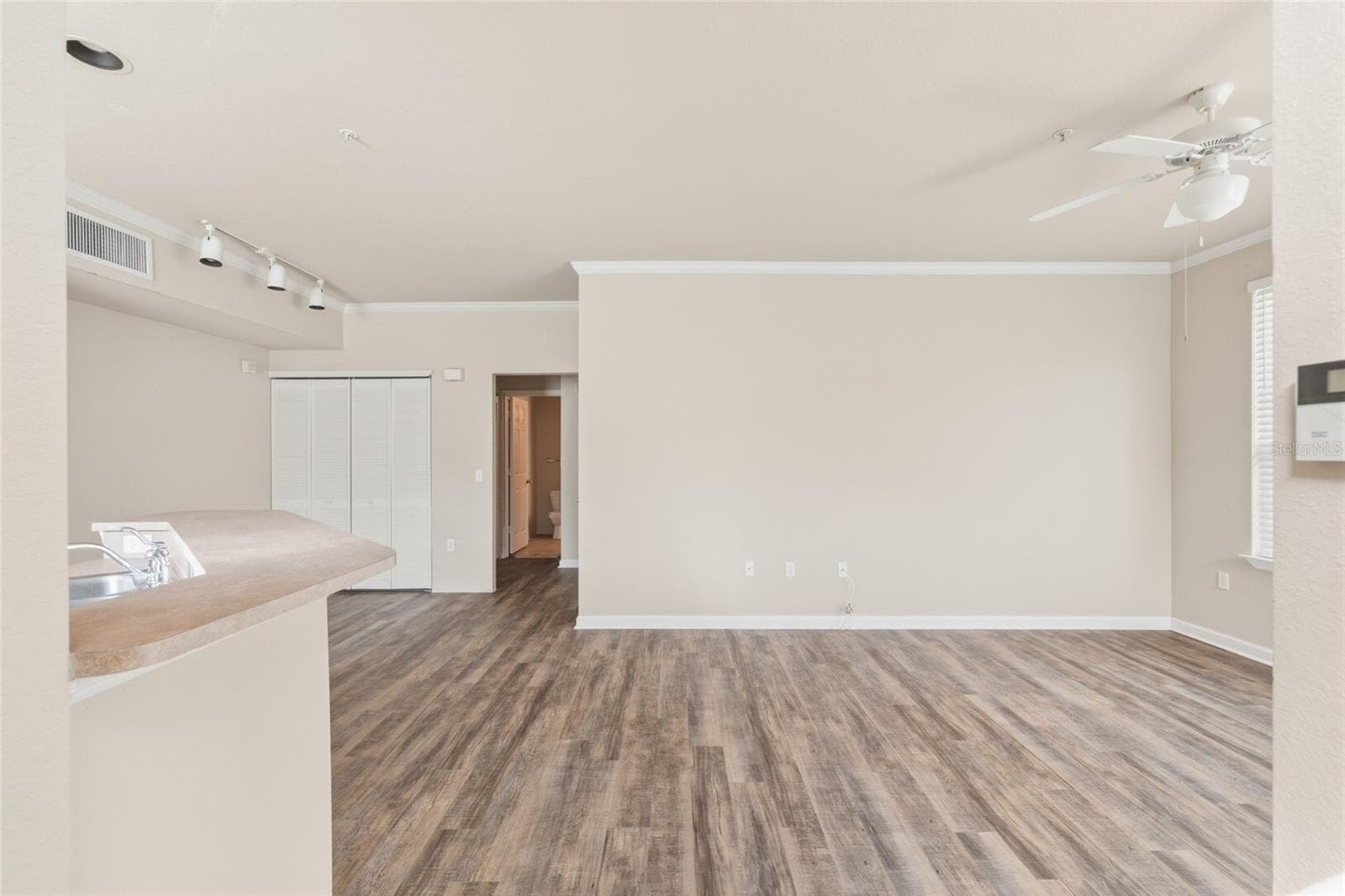 Condominium at 5550 ROSEHILL RD #102, SARASOTA, photo 4 of 27