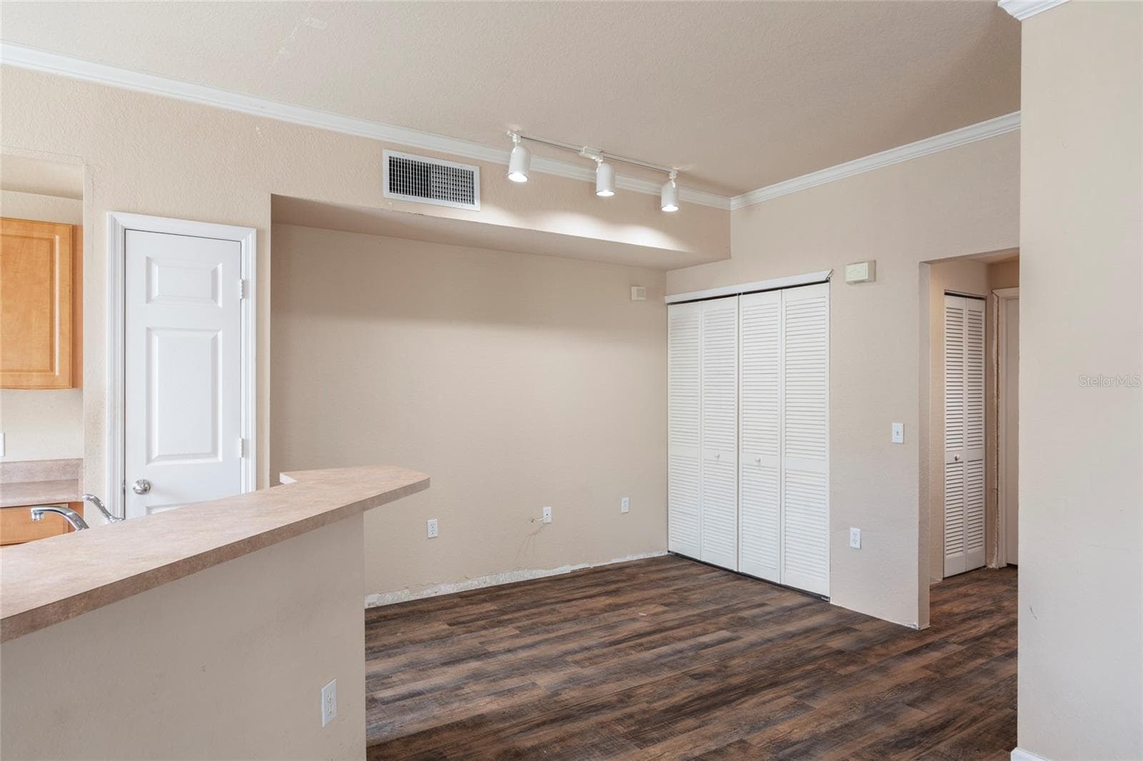 Condominium at 5550 ROSEHILL RD #102, SARASOTA, photo 10 of 27