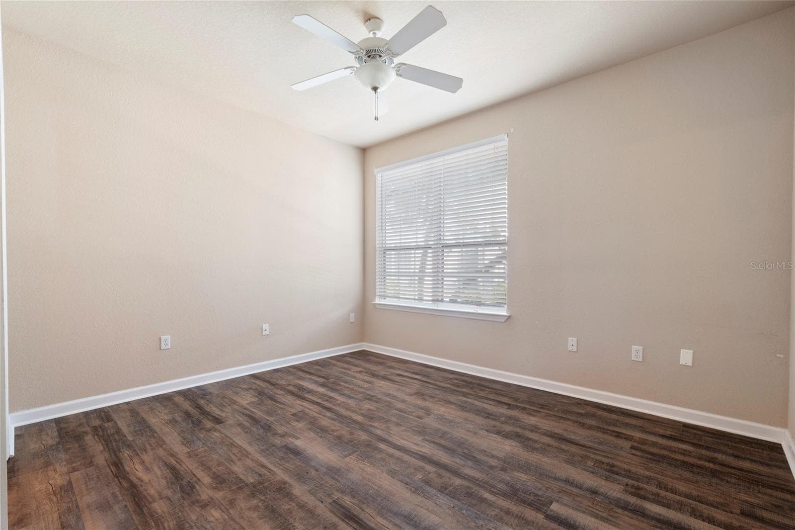 Condominium at 5550 ROSEHILL RD #102, SARASOTA, photo 15 of 27
