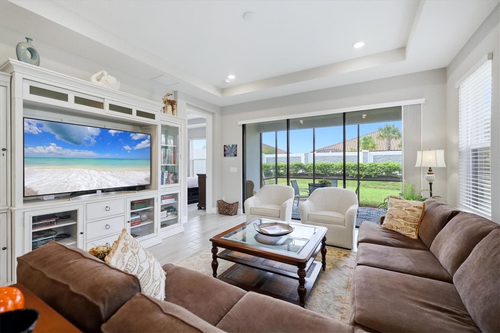 Villa at 6206 PLATEAU CT, BRADENTON, photo 6 of 57