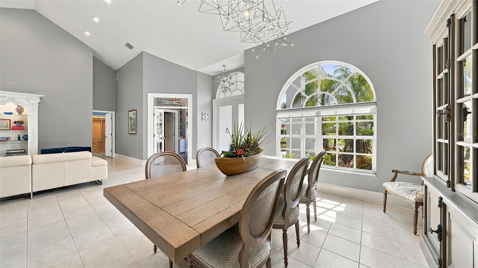 Single Family Residence at 8136 REGENTS CT, UNIVERSITY PARK, photo 18 of 134