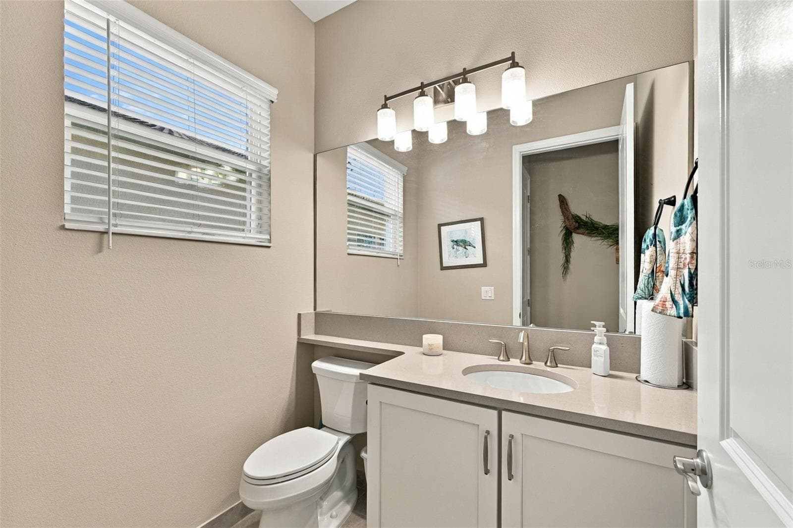 Single Family Residence at 4814 SEVILLA SHORES DR, WIMAUMA, photo 21 of 54