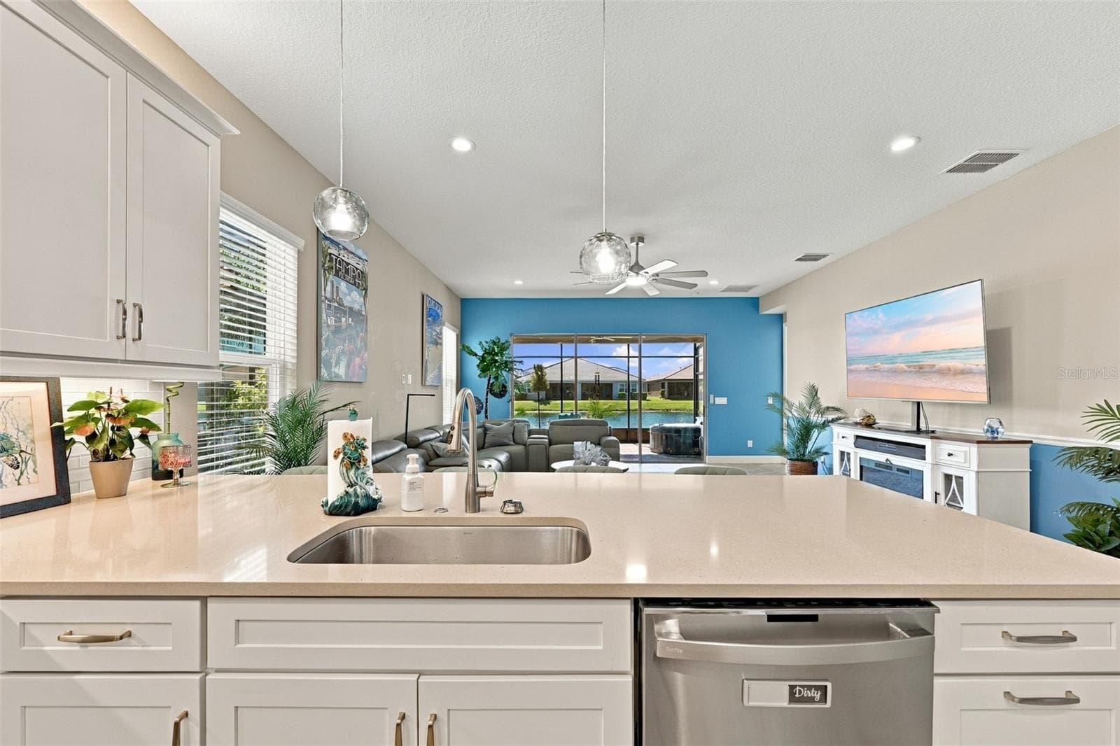 Single Family Residence at 4814 SEVILLA SHORES DR, WIMAUMA, photo 32 of 54