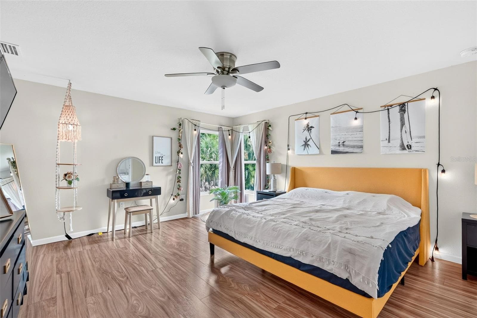 Single Family Residence at 55 RUTGERS RD, VENICE, photo 15 of 48