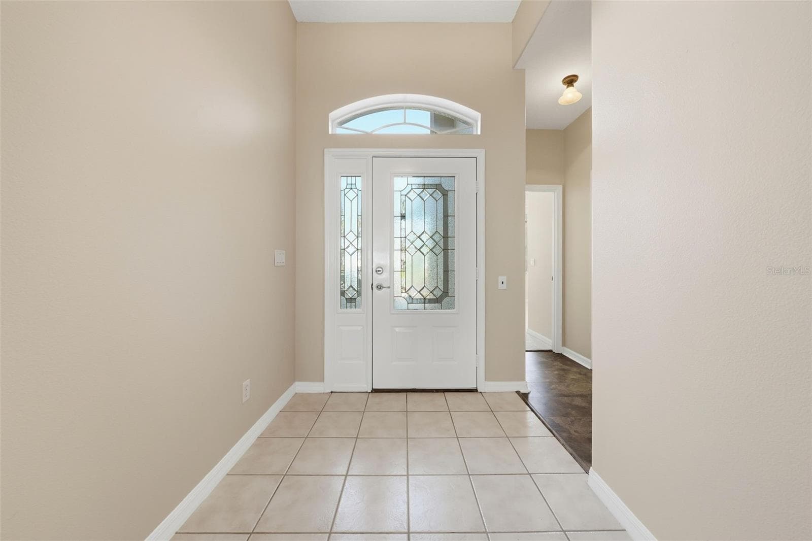 Entry Foyer - 2852 CAPE HORN CT, TAVARES