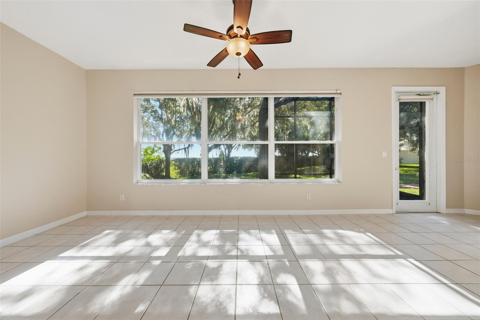 Family Room - 2852 CAPE HORN CT, TAVARES
