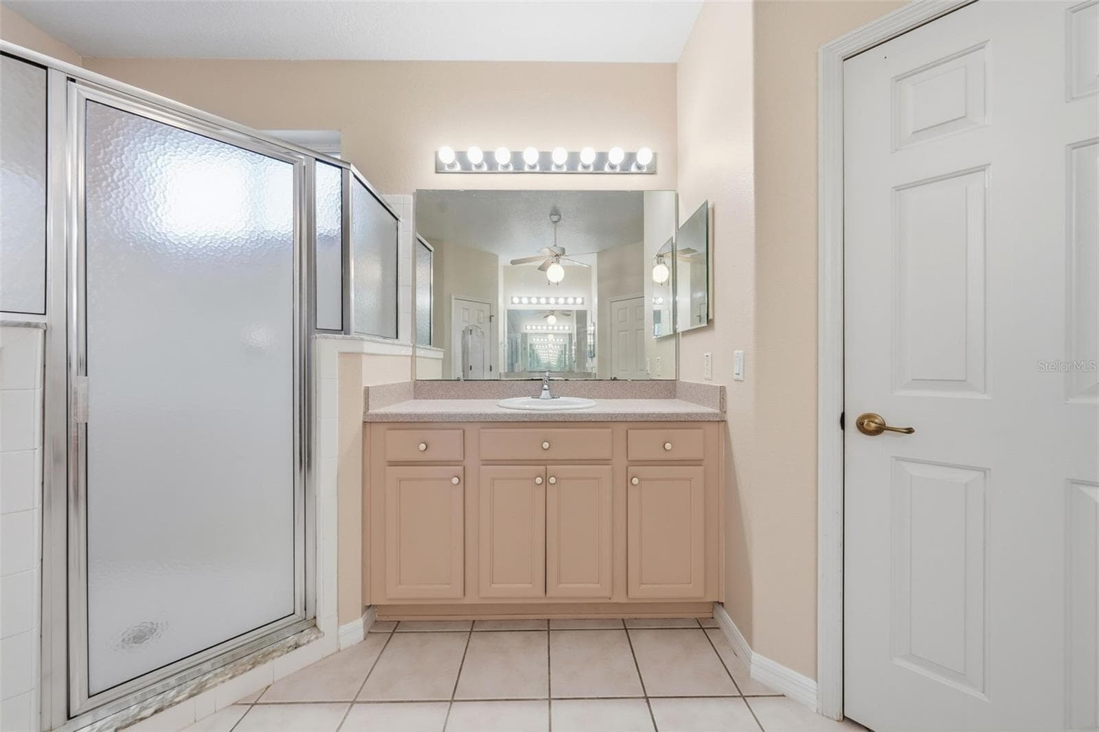 Primary Bathroom with separate Vanities - #2 - 2852 CAPE HORN CT, TAVARES