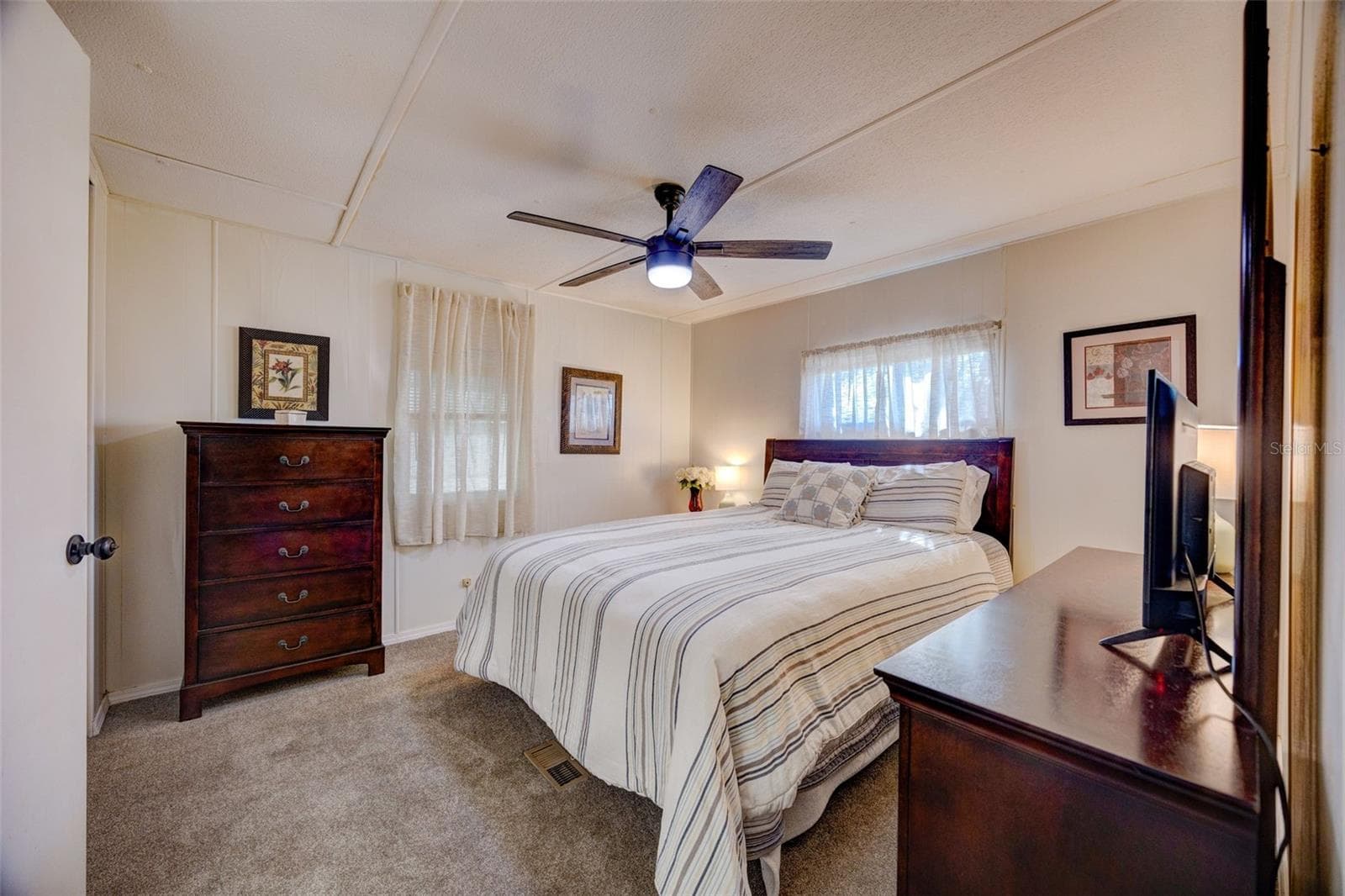 Mobile Home at 7387 WESTERN CIRCLE DR, BROOKSVILLE, photo 24 of 29