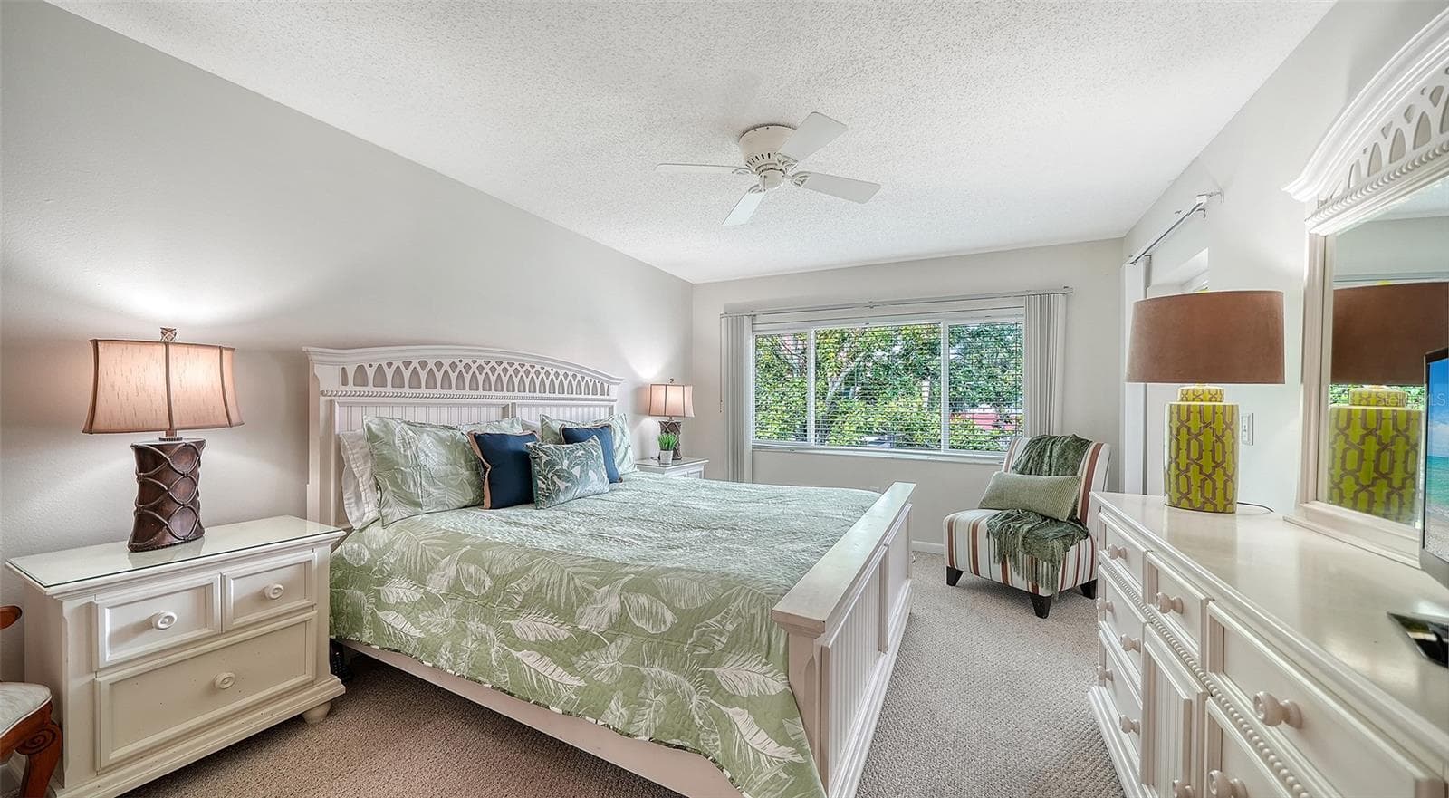 Condominium at 6204 MIDNIGHT PASS RD #205, SARASOTA, photo 17 of 42