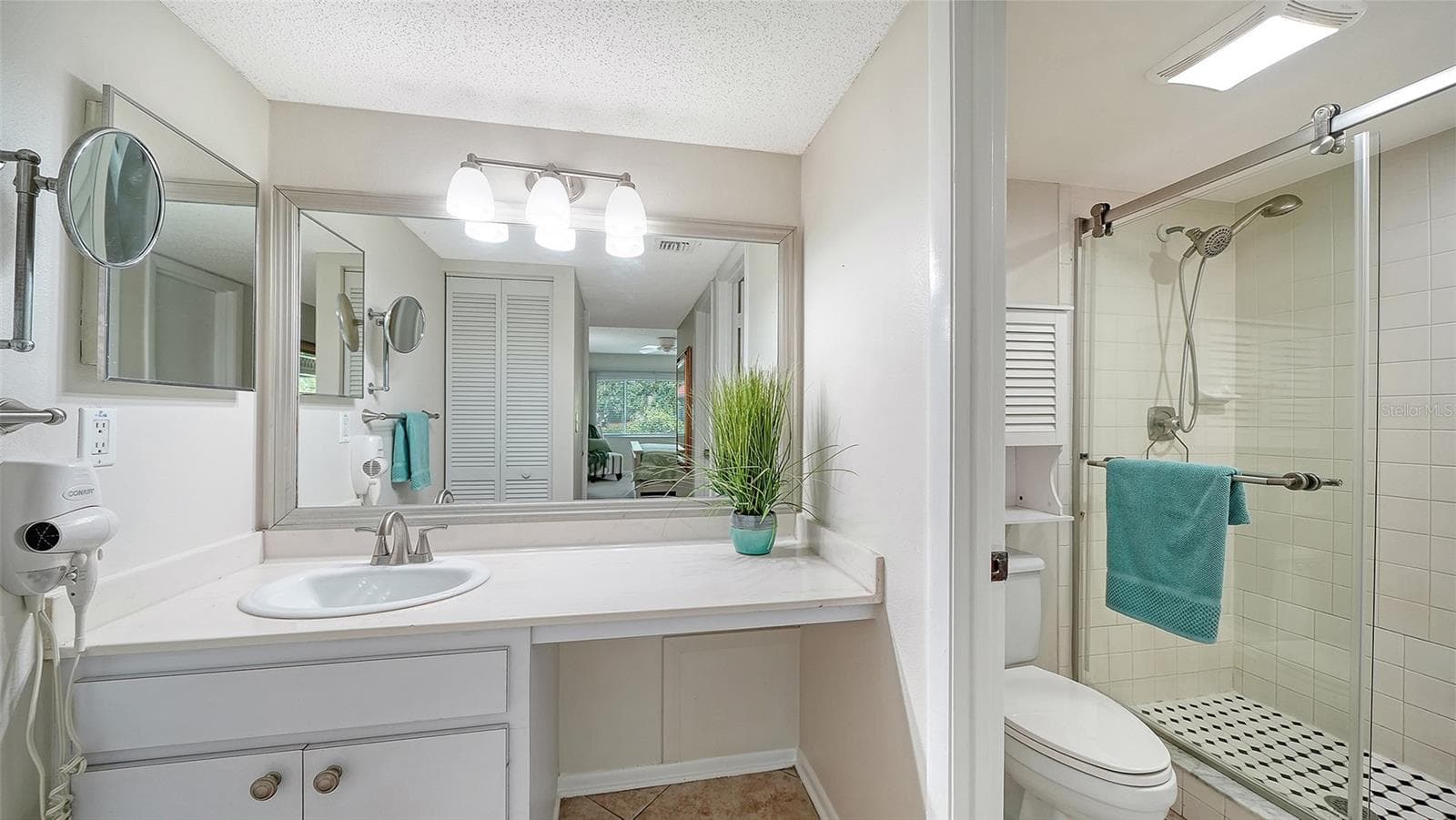 Condominium at 6204 MIDNIGHT PASS RD #205, SARASOTA, photo 19 of 42