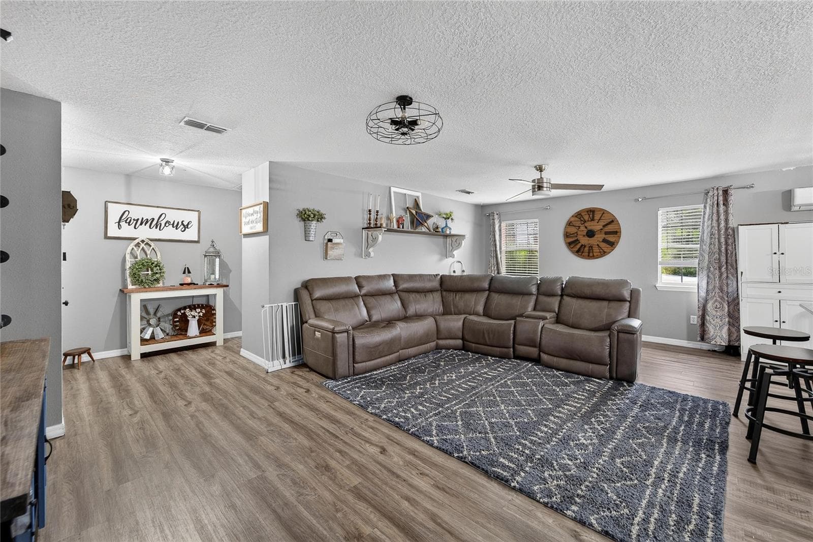 Single Family Residence at 1257 DREW ST, LAKELAND, photo 5 of 59