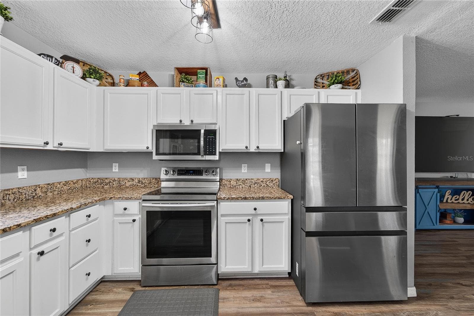 Single Family Residence at 1257 DREW ST, LAKELAND, photo 7 of 59