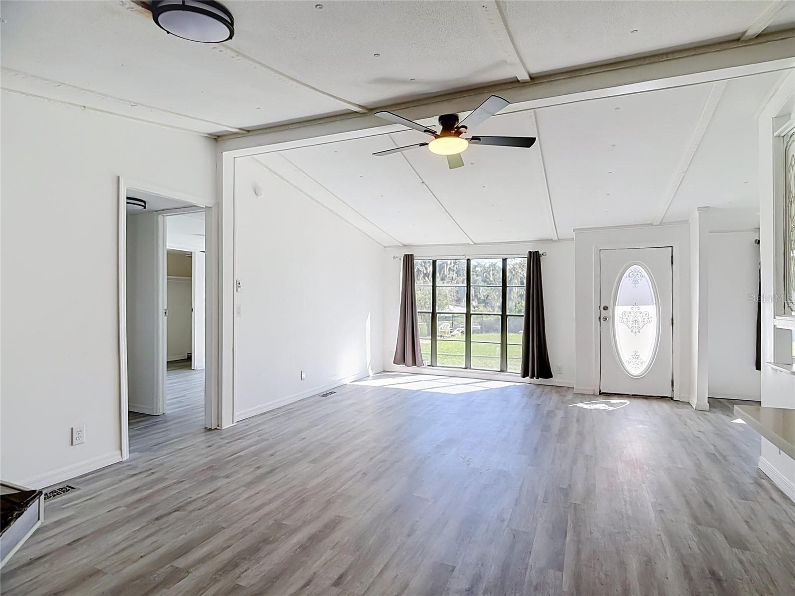 Manufactured Home at 3042 PARK CIR, HAINES CITY, photo 22 of 91