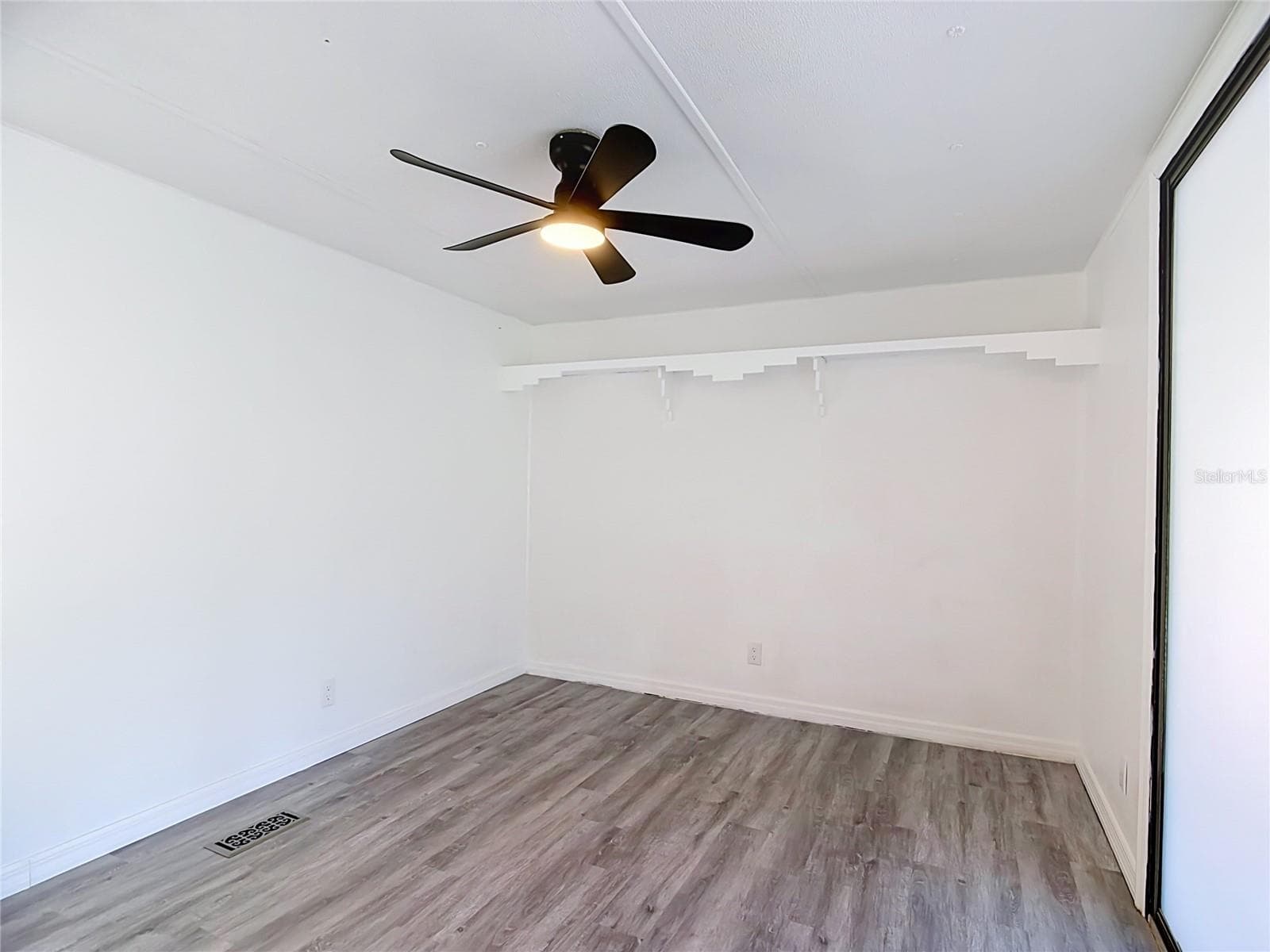 Manufactured Home at 3042 PARK CIR, HAINES CITY, photo 54 of 91