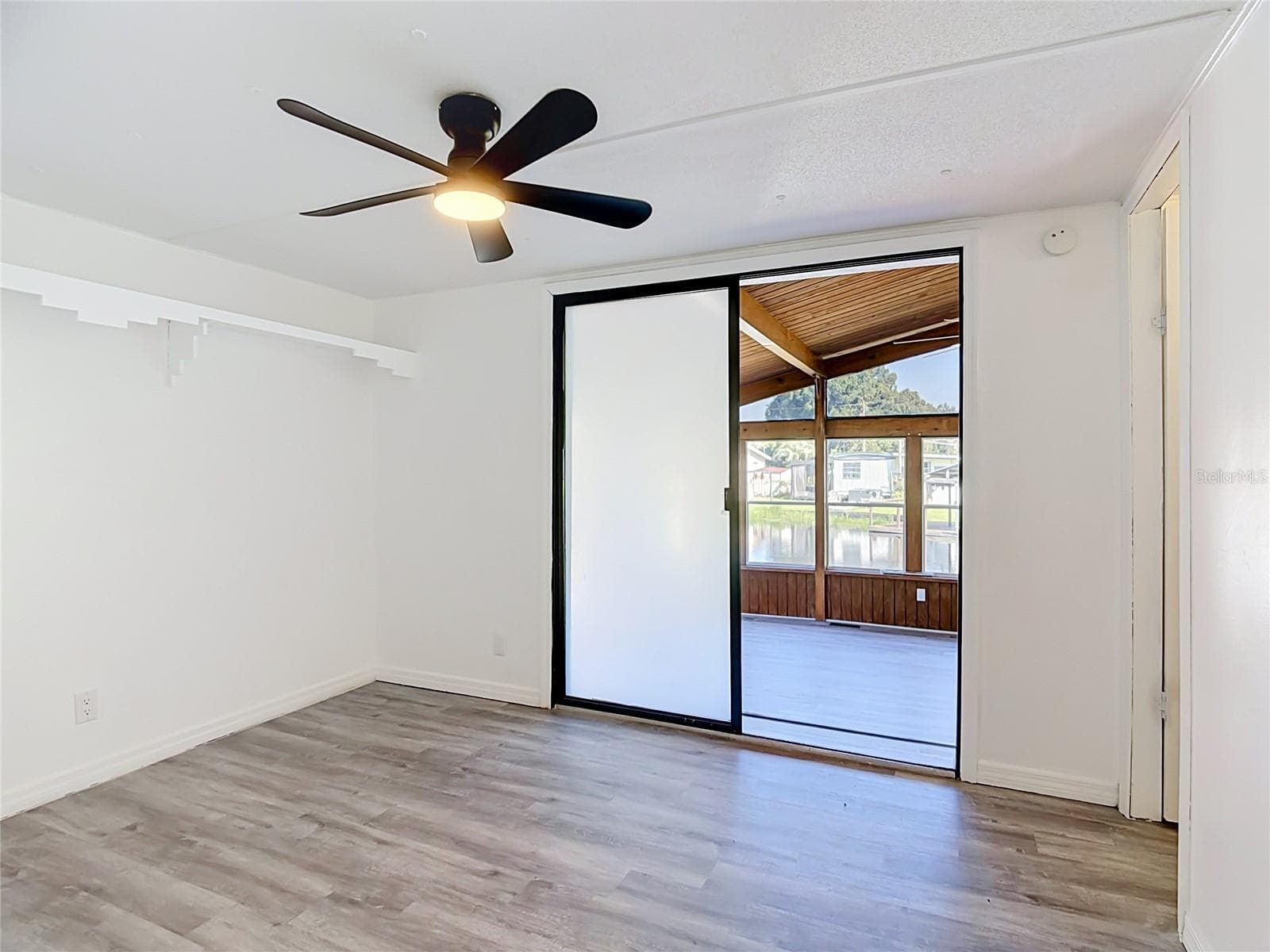 Manufactured Home at 3042 PARK CIR, HAINES CITY, photo 56 of 91