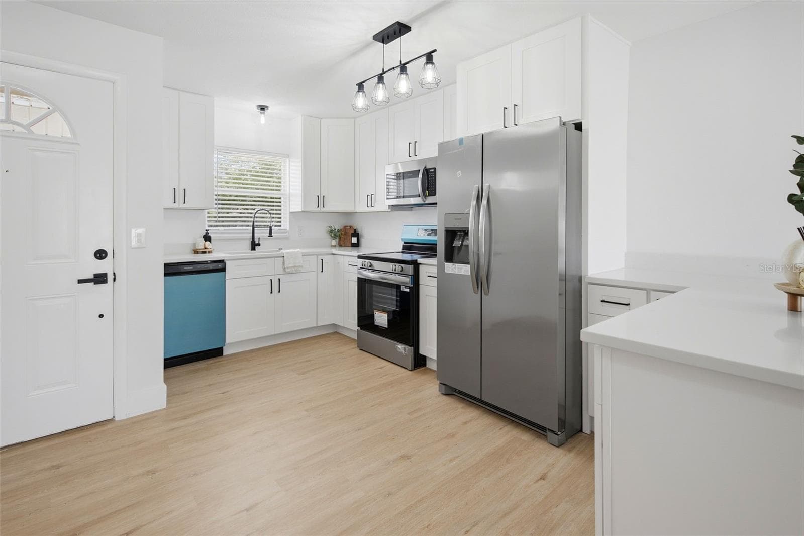 Kitchen - 3218 REDDITT RD, ORLANDO