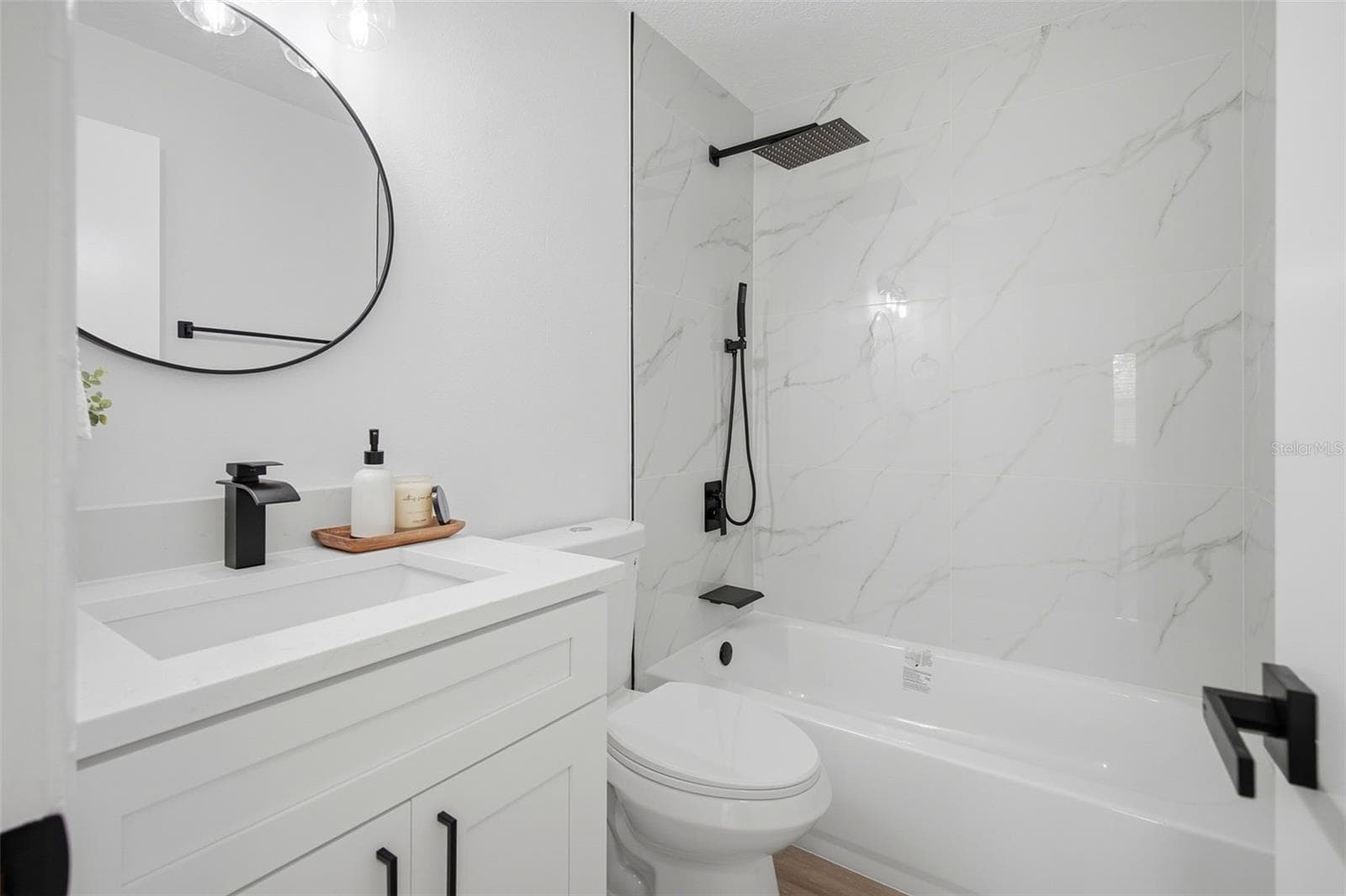 Shared bathroom - 3218 REDDITT RD, ORLANDO