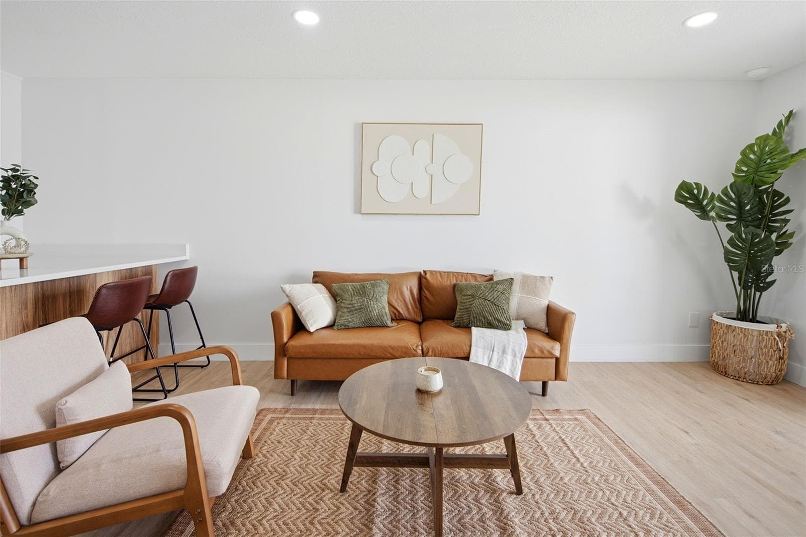 Living room - 3218 REDDITT RD, ORLANDO