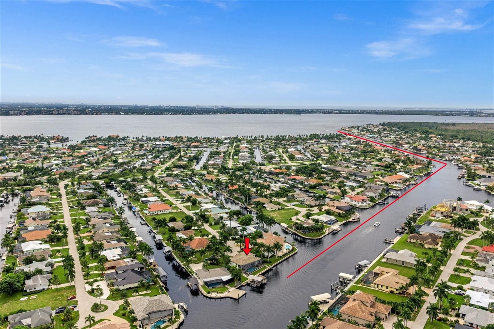 5205 Sunset Court is just minutes to open water - 5205 SUNSET CT, CAPE CORAL