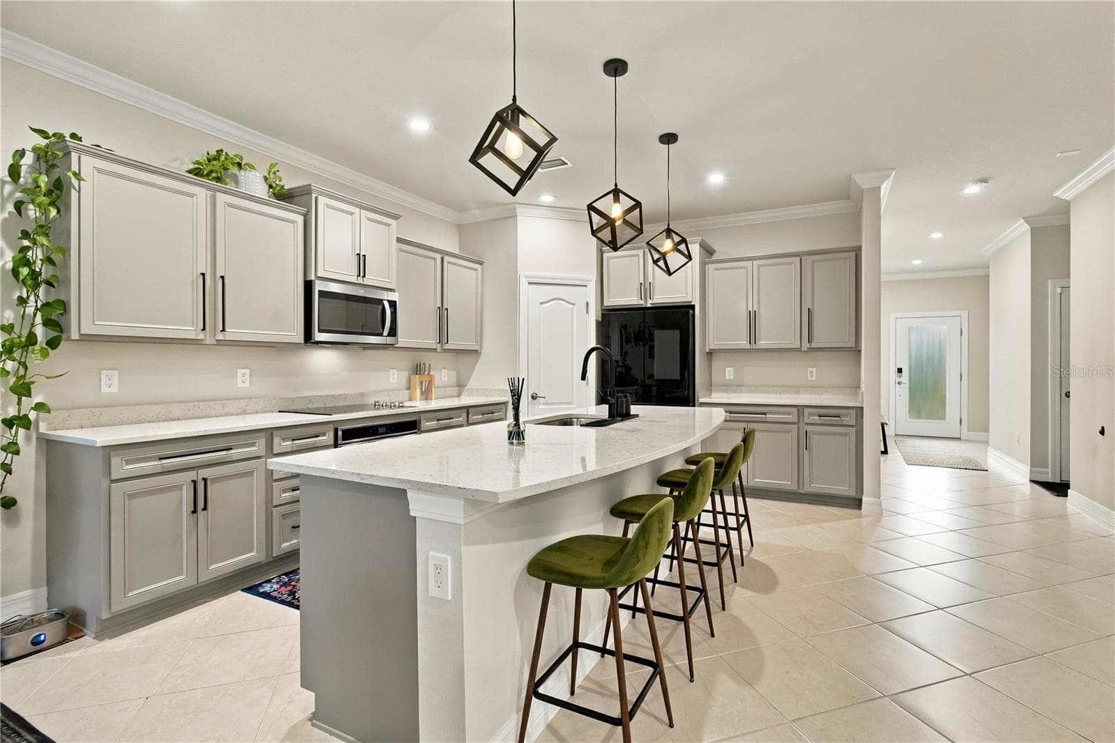Single Family Residence at 5103 LEVANA ST, PALMETTO, photo 12 of 59